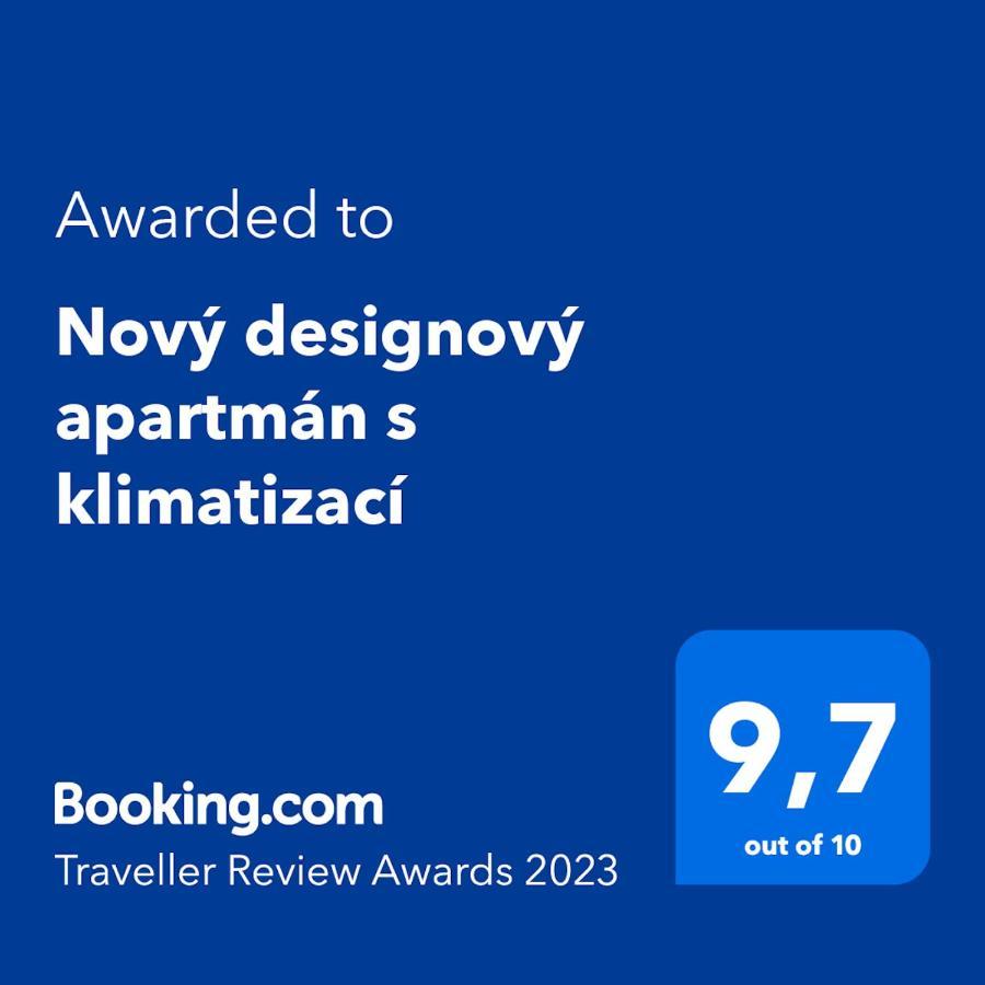 Novy Designovy Apartman S Klimatizaci Рихнов над Кнежноу Екстериор снимка